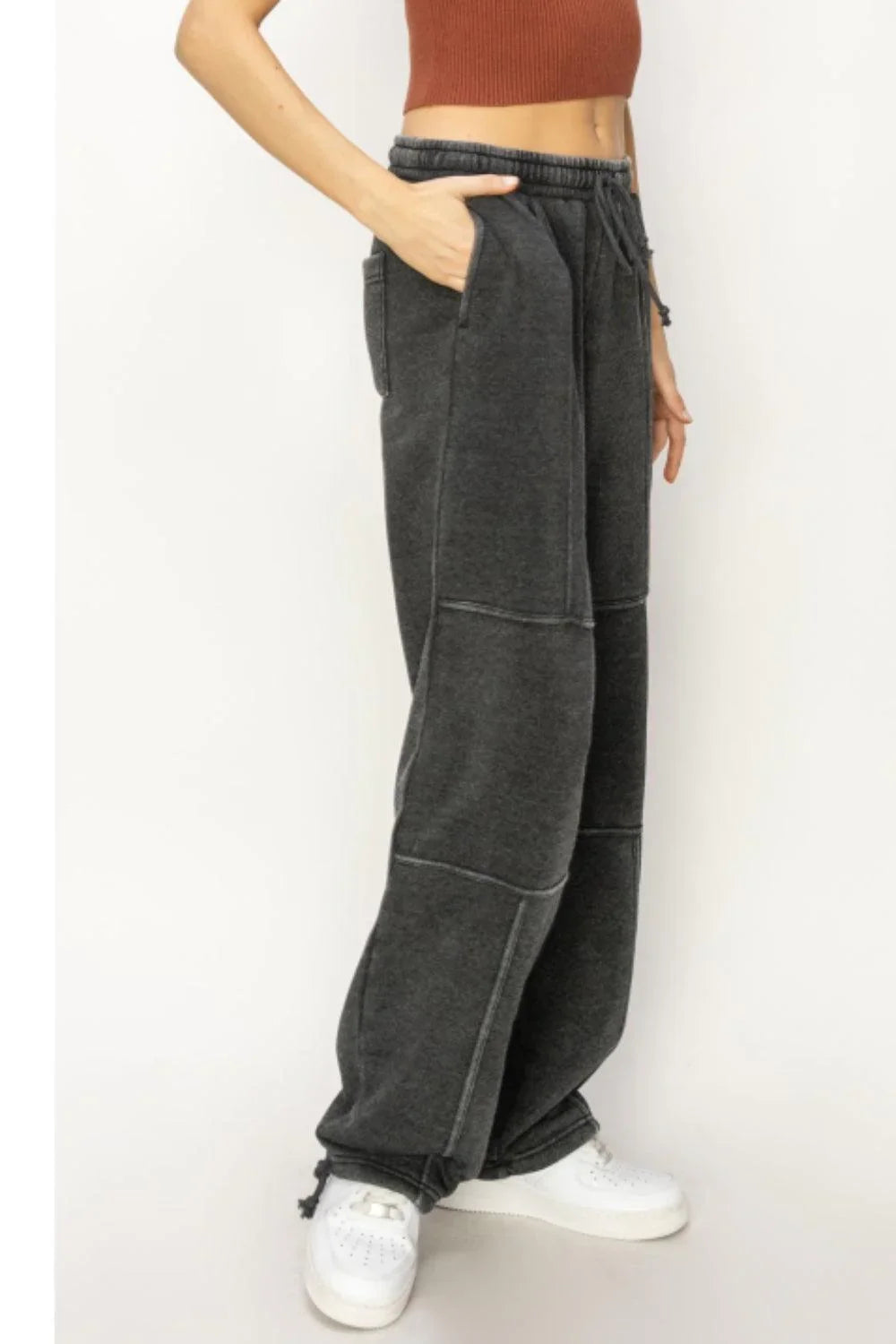 HYFVE Stitched Design Drawstring Sweatpants - Abundia House