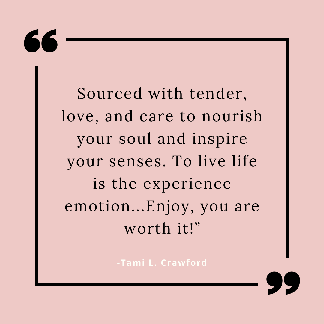 Vintage Flannel - Amber Vanilla and Pear Soy Candle - Abundia House